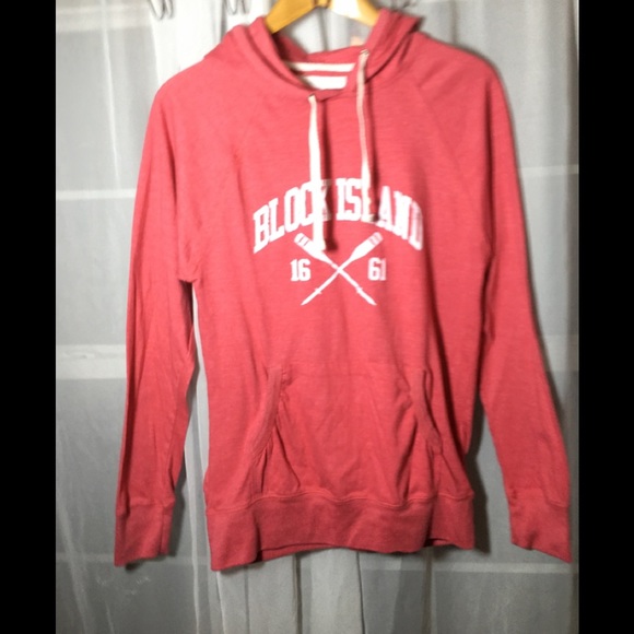Vineyard Vines Tops - Vineyard Vines Authentic Pink Hoodie size Medium
